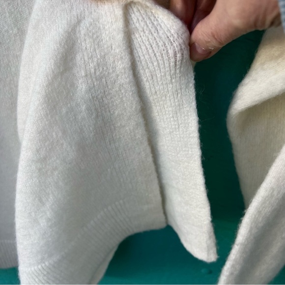 H&M SOFT WOOL BLEND SWEATER V-NECK WHITE IVORY TUNIC SIZE XXL NWT - Picture 7 of 11